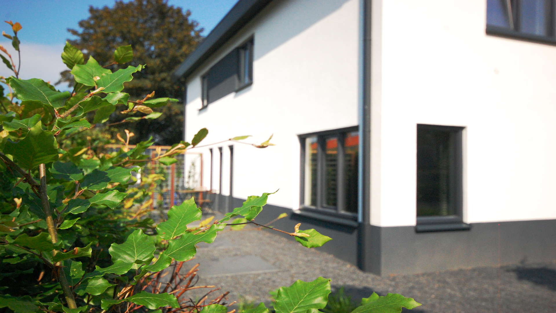 Verbouwing Moderne Woning Architectuur Tuinplan Raalte Wit Stucwerk Vlakke Pan Antraciet © Tijmen Bos Architecten Deventer