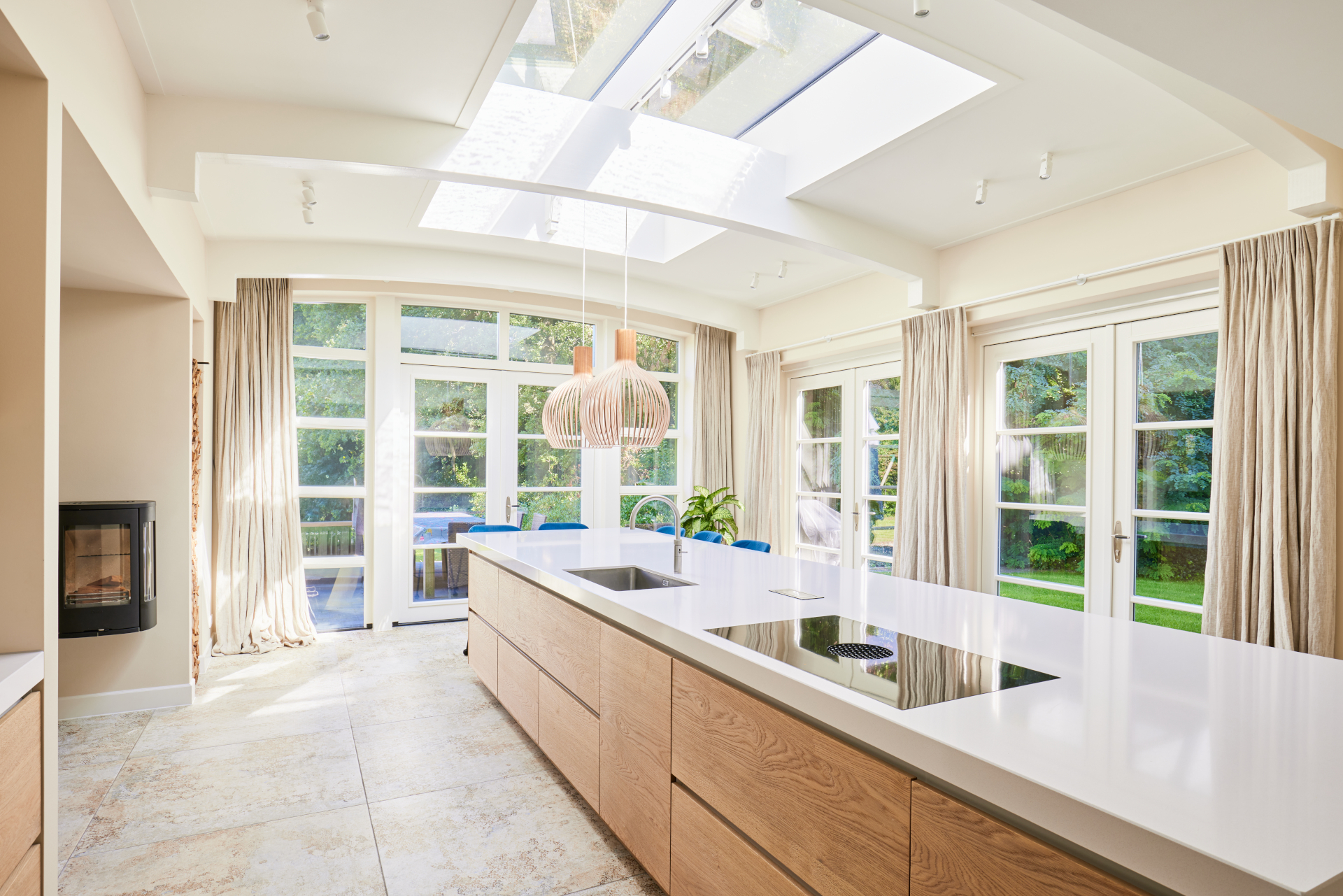 Aanbouw Woonkeuken Klassiek Kookeiland Lichtstraat ©Tijmen Bos Architecten