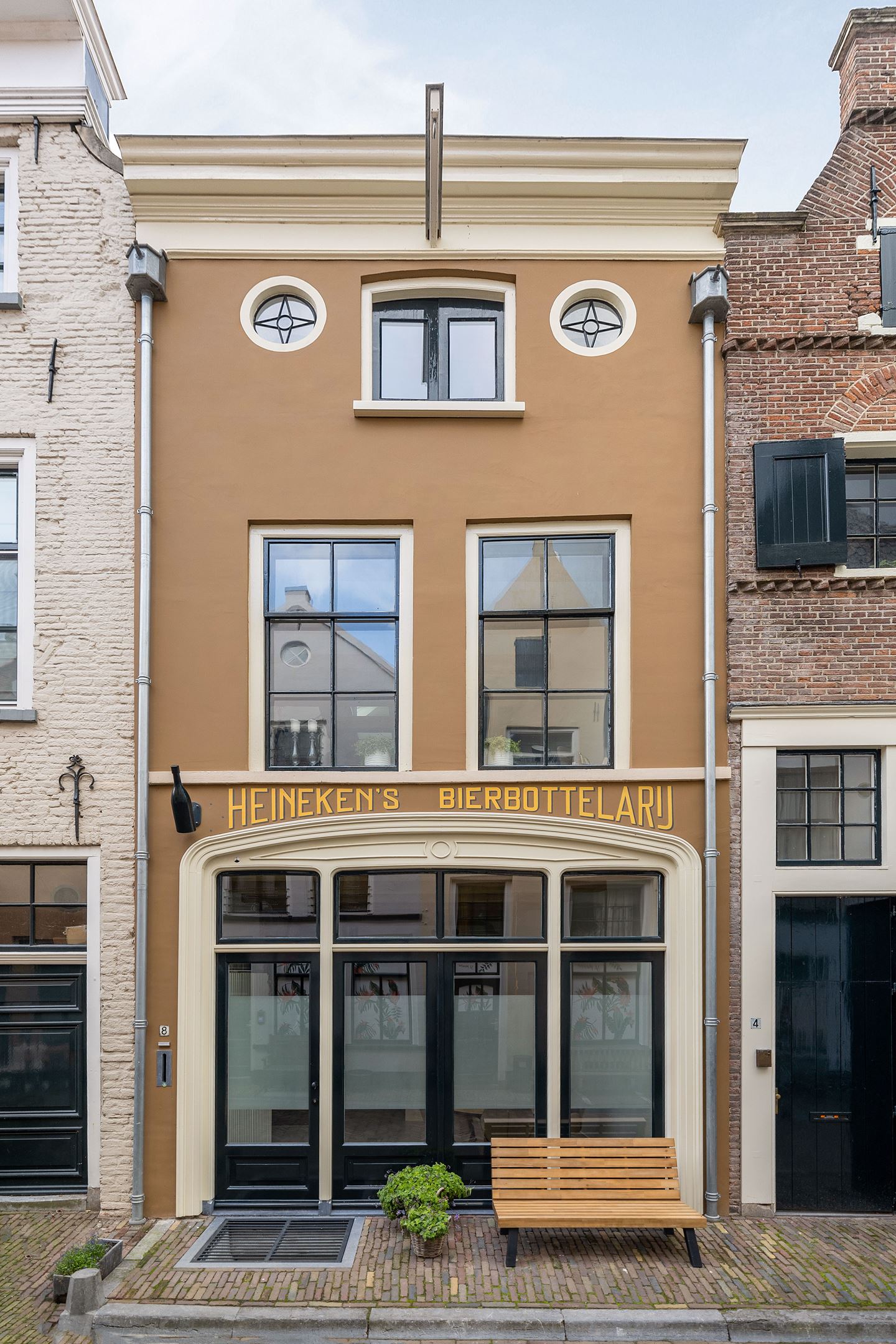 Moderne Loft In Historisch Pand Klassiek Kozijn Dubbel Glas Gevel Restauratie ©Tijmenbos Architecten